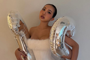 Hậu sinh nhật, hot girl Huyền 2k4 tung bộ ảnh corset không thể táo bạo hơn, khiến fan cũng phải “giật mình”