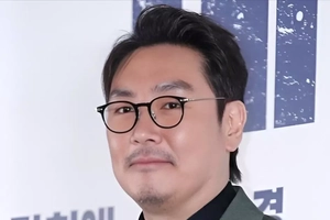 Phanh phui quá khứ trộm cắp, xâm hại tình dục của nam diễn viên nổi tiếng