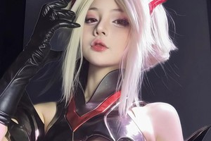 Sợ flop sau 2 tháng "lặn không sủi tăm", nữ cosplayer tái xuất với màn trình diện khó rời mắt