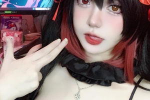 Trình làng diện mạo mới, cô gái nóng bỏng top 1 giới coser nhận nhiều lời "có cánh"
