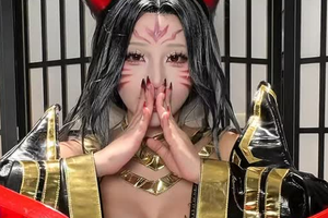 Phiên bản Ahri Huyền Thoại Trỗi Dậy "tràn viền" của nữ coser Việt khiến người xem "đổ mồ hôi"