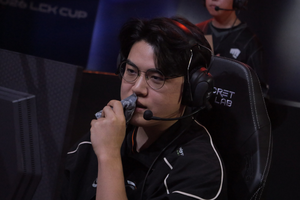 Mùa giải mới vừa bắt đầu đã khiến một vị tướng LMHT "xuống đáy"