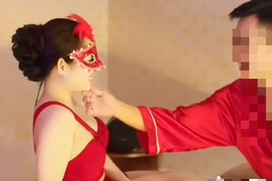 Quảng cáo phản cảm trên MXH, kênh TikTok gây phẫn nộ, dấy lên một tình trạng đáng lo ngại