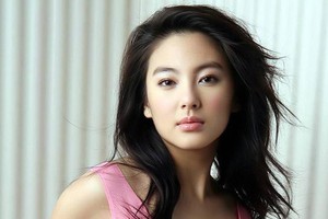 Dấu chấm hết cho mỹ nhân lợi dụng Song Hye Kyo, vô ơn với Châu Tinh Trì