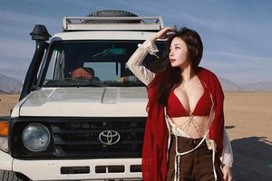 Xả ảnh du lịch Ai Cập, hot girl làm fan bối rối