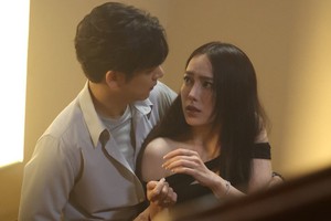 Phim 18+ đang khiến netizen Việt bức xúc: Cảnh nóng tăng cấp độ theo từng tập, sốc nhất là hành động của cặp chính