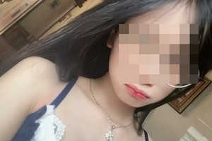 Nữ TikToker vẫn ngang nhiên quảng cáo app live 18+ gây bức xúc dư luận