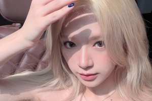 Đến hẹn lại lên, Linh Ka "dặm bùa" fan với bộ ảnh mới