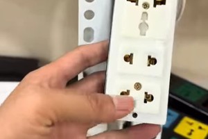 Công khai bán camera quay lén trên TikTok, nhiều kênh nội dung khiến CĐM bất an