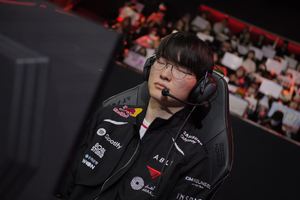 Dày dạn kinh nghiệm nhưng Faker cũng có lúc nhầm lẫn cơ bản