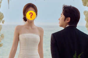 Hoa hậu bất chấp cưới "chú lùn showbiz": Được chồng sang tên tài sản trăm tỷ, tặng biệt thự khắp cả nước