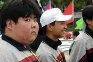 Cuộc đời buồn hiện tại của cậu bé “thánh meme” nổi tiếng Trung Quốc