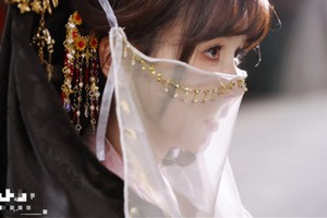 Câu view bằng mỹ nữ, tựa game tương tác này vừa lên Steam đã có rating 98%, bị nghi "hack review"