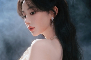 Cả showbiz chưa thấy ai dám chê mỹ nhân này: Nhan sắc quý hơn kim cương châu báu, thua công chúa mỗi cái tên