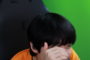 Thi đấu hơn chục năm, Peanut nhận trải nghiệm "đắng lòng" sau khi giải nghệ