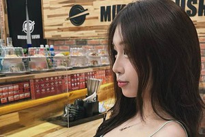 Hot girl khoe đường cong với phong cách đầy táo bạo
