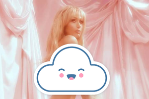 Paris Hilton chụp ảnh mừng sinh nhật, khoe trọn đường cong ở tuổi 45