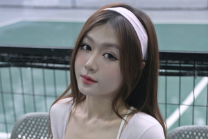 Khoe sắc trên sân Pickleball, hot girl khiến người xem "ưng mắt" từ cả nhan sắc tới thần thái