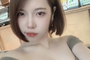 Lên đồ đi chơi và "đi bay", nữ tiếp viên hàng không dễ dàng "đánh gục" vô số anh em game thủ