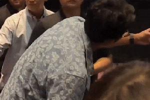 Chuyện như phim nhưng là thật: Nam diễn viên từ bỏ người yêu, hốt luôn bạn thân của bạn gái làm vợ