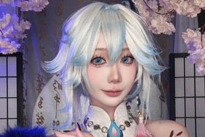 Cosplay rồi nhảy như idol, hot girl xinh đẹp khiến anh em "gục ngã" trong mê mệt