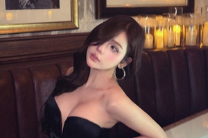 Tự tin tuyên bố độc thân, gái xinh khiến người xem mê mệt với nhan sắc "không dứt ra được"