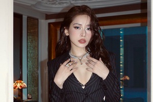 Mỹ nhân đẹp nhất Việt Nam: Nhan sắc ngày càng siêu thực, một lần “chiến” quốc tế thay đổi cả bộ mặt Vbiz