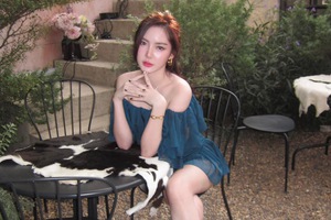 Ngâm bồn nước đá vì sức khoẻ, hot girl đáp trả hoài nghi "làm màu"