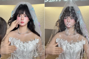 Hóa thành búp bê, hot girl xinh đẹp hút cả triệu view, khiến người xem ngỡ ngàng vi nhan sắc "đỉnh chóp"