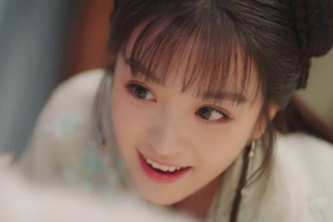 "Mỹ nhân đồ tể" dùng nhan sắc vạn người mê để hồi sinh sự nghiệp sau loạt scandal cạch mặt đồng nghiệp