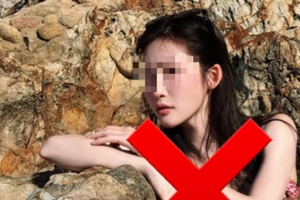 Ăn mặc phản cảm chụp ảnh ở nơi không phù hợp, nữ ca sĩ khiến CĐM bức xúc