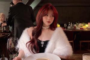 Từ "em bé" đến mỹ nhân gợi cảm, màn biến hình 180 độ của Helia Bảo Hân khiến dân mạng "trở tay không kịp"