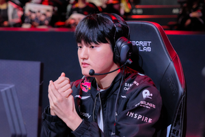 Cựu huyền thoại SKT T1 đã chốt luôn kết quả ngay từ khâu cấm chọn của đội nhà