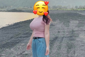 Diện đồ kín đáo đến 90% vẫn không thoát "lời ra tiếng vào", cô gái khóc ròng vì vòng 1 "quá khổ"