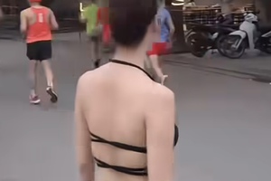 Bị chỉ trích vì thời trang chạy bộ hở bạo, cô gái trẻ không ngại "combat" tay đôi với cộng đồng mạng