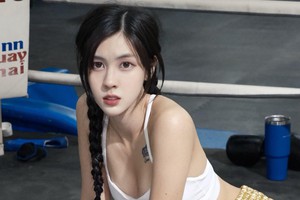 Tập nói tiếng Việt cực dễ thương, hot girl Thái Lan khiến người xem "đổ đứ đừ"