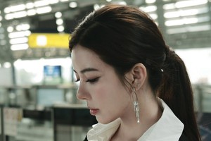 Ohsusu "lột xác" hóa cô thư ký, làm cả làng game Việt phải "chao đảo" vì ngỡ ngàng