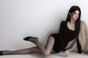 Nữ streamer bị ốm, được đại gia donate mời đến biệt thự sang để dưỡng bệnh