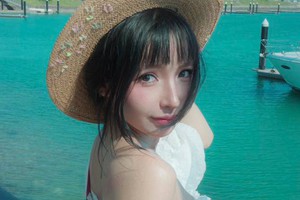 Rũ bỏ giao diện coser, UmekoJ hóa nàng thơ ngọt ngào trong bộ ảnh hè mới