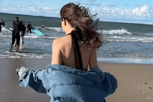 Lọ Lem đẹp thế này thì hoàng tử nào chịu cho nổi: Gương mặt như một thiên sứ, hoàn hảo AI không vẽ nổi