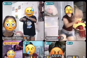 Hoa mắt với TikTok mùa nghỉ hè, trẻ em lên mạng livestream lắc lư