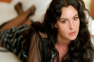 5 kiệt tác điện ảnh lật đổ mọi nhận thức về biểu tượng quyến rũ Monica Bellucci
