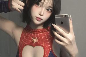 Phim Người nhện vừa ra mắt, trào lưu cosplay Spider-Woman quyến rũ bùng nổ, thiêu đốt mạng xã hội