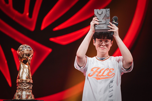 Zeus nhắc lại trải nghiệm đáng buồn tại MSI 2026