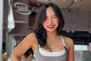 Diện áo dài khoe dáng, nữ gymer ghi điểm tuyệt đối, khiến CĐM hết lời khen ngợi