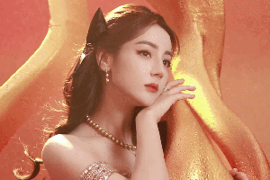 5 mỹ nhân Tân Cương đẹp nhất Cbiz: Địch Lệ Nhiệt Ba dẫn đầu, người cuối được ví như bước ra từ bích họa