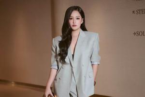 Hoa hậu Mai Phương Thúy có động thái mới khiến CĐM ngỡ ngàng