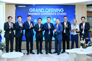Samsung Electronics khai trương Business Experience Studio tại Việt Nam, mở rộng hệ sinh thái giải pháp công nghệ toàn diện cho doanh nghiệp
         