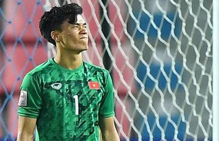 "Chú" và "chị" của Bùi Tiến Dũng lên mạng phản bác cộng đồng: "Rất mừng vì không thấy status của Dũng có lời xin lỗi, người hâm mộ đã cho Dũng được gì?"