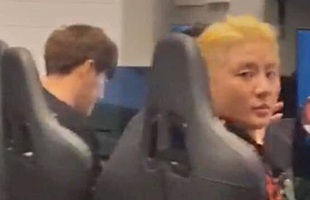 Nghiện game như anh em nhà Junsu, đến Đà Nẵng dịp Tết vẫn tranh thủ "đi net" sương sương vài ván